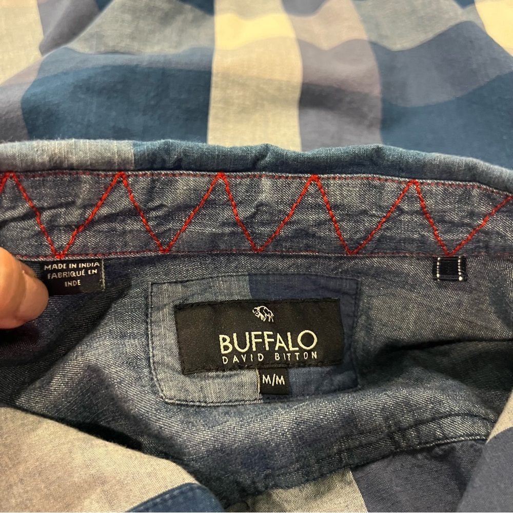 Buffalo David Bitton Blue/ White Plaid Heavy Detail Button-Front L/S Shirt Sz. M